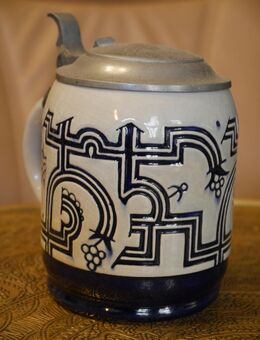 Bierkrug mit Zinndeckel , Keramik , 0,5Liter , art deco , ca. 1920 - 1930 , am Boden gemarkt ,K330 - Görlitz