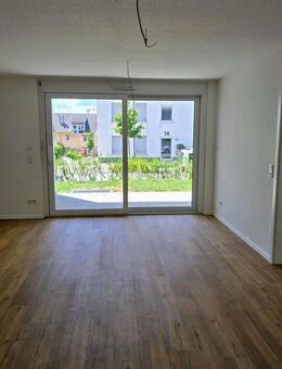 Helle, moderne 2-Zimmer-Neubauwohnung mit Garten - Renningen