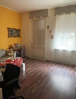 Solide Rendite: Gepflegte 2 Zimmer Wohnung im Erdgeschoss - Mannheim