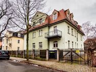 Beliebte Wohnlage in Trachau, Mansardenwohnung im Altbau. - Dresden