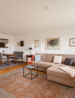 Für d. Käufer provisionsfrei - Moderne 2-Zi.-Whg. mit geh. Ausstattung und Lift-zentral in Puchheim - Puchheim