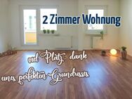 großzügig geschnittene 2-Raum-Wohnung mit Südbalkon, EBK + 30 m² Wohnzimmer! - Chemnitz