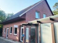 Variabel nutzbare Wohn-/Gewerbe Immobilie auf großem Grundstück - Quickborn (Landkreis Pinneberg)