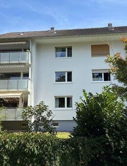 Ruhige Eigentumswohnung, 1. Stock, 3 ZKB, Balkon, Garage, Stellplatz, in guter Gegend v. Eschwege - Eschwege