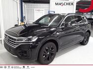 VW Touareg, 3.0 TSI R-Line, Jahr 2022 - Wackersdorf