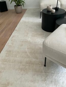 Viskoseteppich der Firma Westwing in Offwhite 2 x 3 m - Hamburg