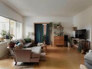 Geräumige Wohnung mit sonnigem Balkon und Garage in Berlin Reinickendorf - Berlin