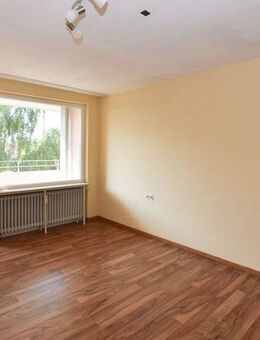 Große 4-Zimmer-Wohnung mit 2 Balkonen und Garage! - Salzgitter