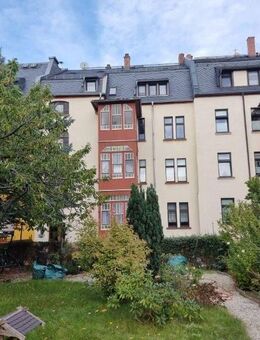 Wunderschönes Reihenmittelhaus mit 3 großen Wohnungen! - Crimmitschau