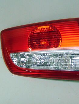 Mazda 626 Lim./Kombi (Typ:GF/GW) Rückleuchte links innen Kombi GW 0138770PI0100 - Pinneberg