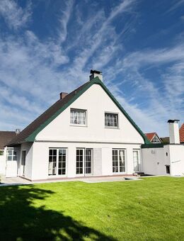 Warwerort: Familienfreundliches Einfamilienhaus mit 4 Zimmern und idyllischen Ausblick gen Osten - Warwerort