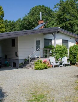 Einzigartiges Seeanwesen - Hochwertiges Traumhaus in erster Reihe - Bünsdorf