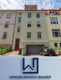 RESERVIERT! Großzügige 2-Zimmer-Dachgeschosswohnung mit Balkon im Rostocker Bahnhofsviertel - Rostock