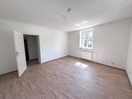 // für Handwerker + Profis // 2 Zimmer Wohnung im Zentrum // 1 Monat Kaltmietfrei // - Duisburg
