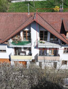 INTERESSANT AUCH FÜR KAP-ANLEGER 3-ZI. - DACHGESCHOSS-WOHNUNG IN RUHIGER & BEVORZUGTER LAGE - Bermatingen