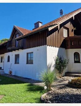 Zweifamilienhaus mit Doppelgarage, auf herrlich großem Grundstück (2.300 m²) - Markt Schwaben