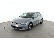 VW Golf VIII 1.0 eTSI Active - Berlin