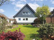 EFH in ruhiger Sackgassenlage mit tollem Grundriss, Kamin, hochwertiger EBK und naturnahem Garten - Hetlingen