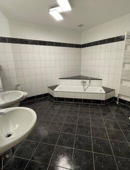 3ZKB Wohnung frisch saniert in Bestlage Traumküche Löningen zu sofort - Löningen