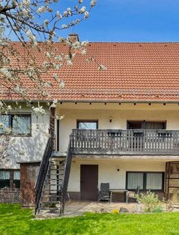 Der individuelle Wohngenuss! Komfortables, sehr gepflegtes 1-2 Familienhaus in Schauenburg-OT - Schauenburg