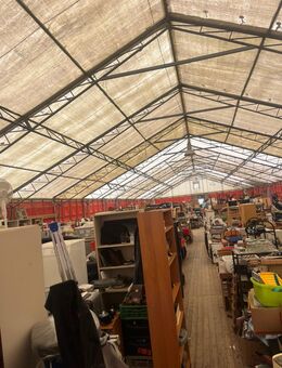 Großer Zelt Flohmarkt HEUTE - Lüneburg