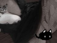 Hot + Horny Goth Girl <3 geile Bilder und Videos! - Leipzig