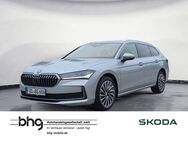 Skoda Superb, 2.0 TDI Combi a, Jahr 2024 - Freudenstadt