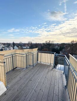 Besondere 2-Zimmer Dachgeschoss-Wohnung mit Blick über Dresden - Dresden