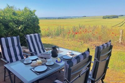 Zur Vermietung oder Selbstnutzung! Traumhafte Ferienwohnung mit Boddenblick auf Rügen