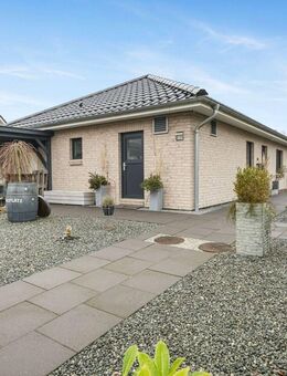 Modern Living in Süderdithmarschen | Barrierearmer KfW-55 Bungalow in der Schleusenstadt Brunsbüttel - Brunsbüttel
