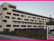 Helle 3-Zimmer-Wohnung mit großer Loggia! - Berlin