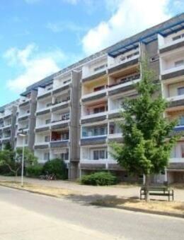 3-Raum-Wohnung mit Balkon! - Neustrelitz