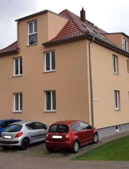 Tolle 3 Wohnung mit Balkon in einem schönen, neu sanierten Haus! - Schkeuditz