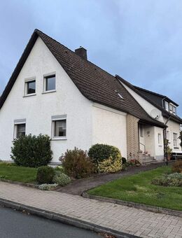 Haus statt Eigentumswohnung ! DHH mit Garage - Bad Driburg