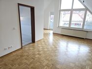 "Exklusive 3-Zimmer-DG-Wohnung in ruhiger Lage mit Einbauküche und Tiefgaragenstellplatz" - Schwäbisch Hall