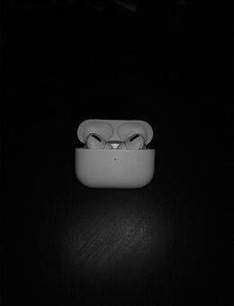 VORBESTELLUNG *NEU* AirPods Pro 2 Gen - Badbergen