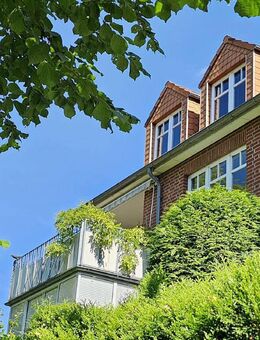 *Schmucke Stadthauswohnung im Maisonettestil* - Itzehoe