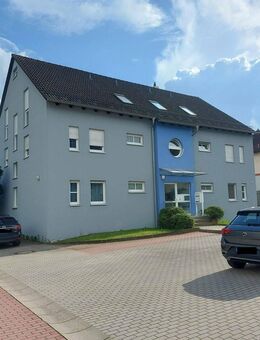 Attraktive 3-Zimmer-Maisonette-Wohnung in beliebter Wohnlage in Weiden - Weiden (Oberpfalz)