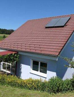 Aussicht pur, Einfamilienhaus am Ortsrand mit Fernsicht. - Langenenslingen