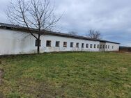 Bauerwartungsland mit bestehendem mehrstöckigem Objekt, sowie einer Lagerhalle - Bad Düben