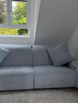 Sofa, elektrisch verstellbar, modern, grau blau, Festpreis 400 € ! - Neuss