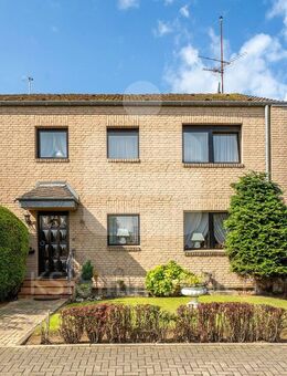 Geräumiges Zweifamilienhaus in idealer Lage von Bergheim-Glessen - Bergheim (Nordrhein-Westfalen)