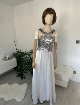 Abendkleid weiß 42/XL - Lippstadt Zentrum