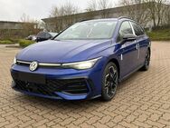 VW Golf Variant, R-Line Limited IQ LIGHT, Jahr 2024 - Buchholz (Nordheide)