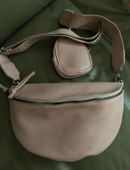 Beltbag Bauchtasche Gürteltasche Hüfttasche CrossBody - Berlin Lichtenberg