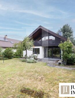Ein- bis Zweifamilienhaus mit zusätzlicher Einliegerwohnung und traumhaften Garten - Mühlacker