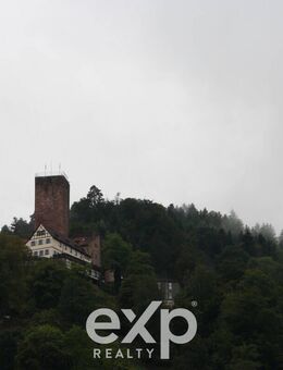 Kapitalanlage: Hochwertige 3-Zimmer-Wohnung im Zentrum von Bad Liebenzell - Bad Liebenzell
