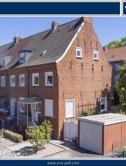Ihr neues Zuhause: Gepflegtes Reihenendhaus mit Terrasse, Garten und Garage - Emden