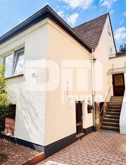 Gepflegtes 1 bis 2 Familienhaus in gefragter Lage mit riesigem Gartengrundstück - Niestetal