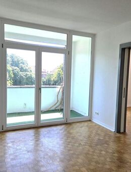 Sonnige 3-Zimmer-Wohnung mit Balkon im Herzen der Südstadt - Hannover